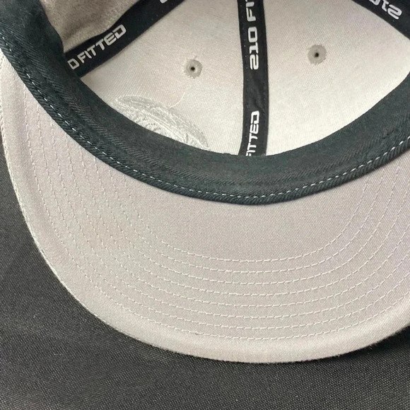 SALTWATER BREWERY HAT GRAY SALTWATER WAVE LOGO 210 FITTED HAT SIZE 6 7/8… - Picture 9 of 12